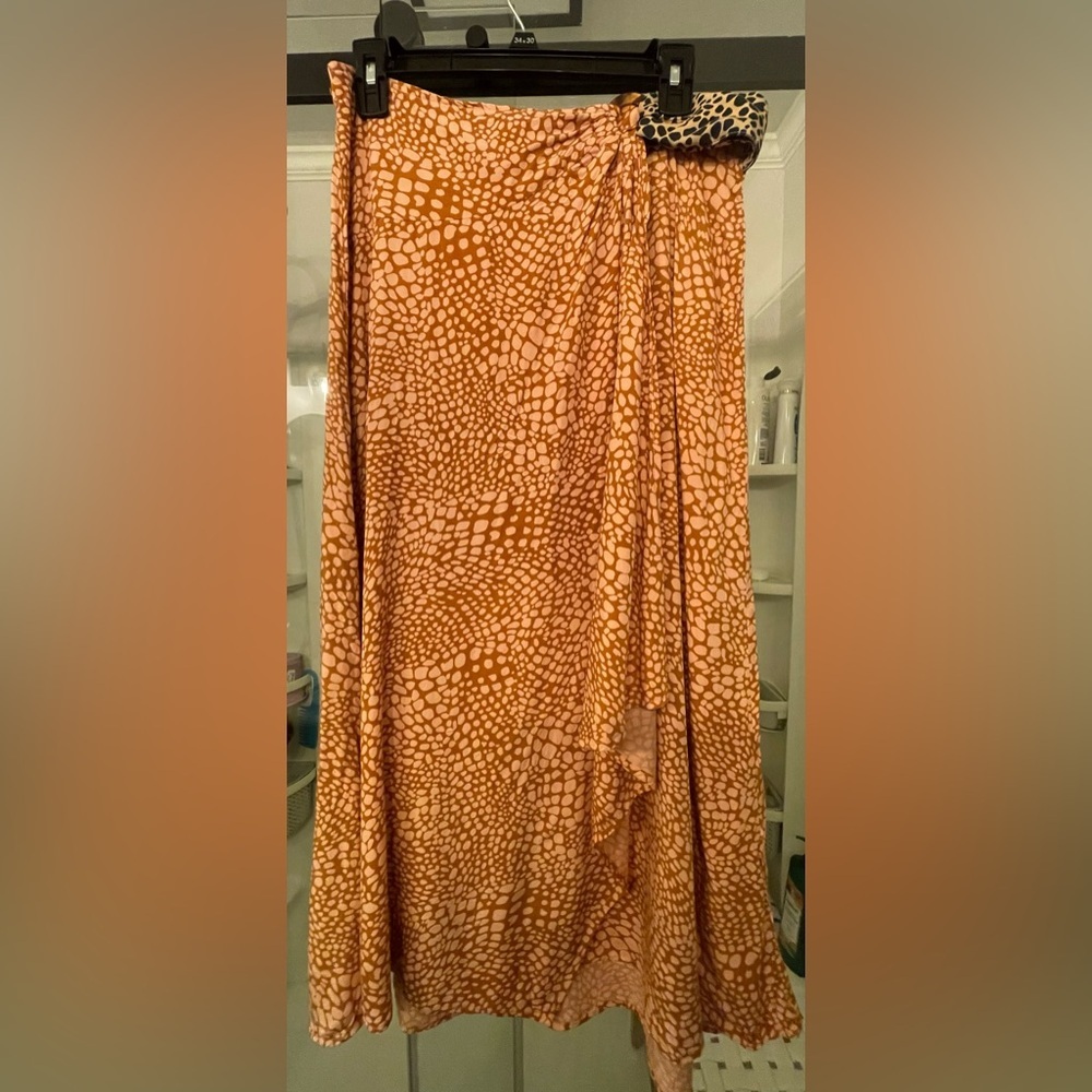 Anthropologie animal print faux wrap skirt size 12 back zipper